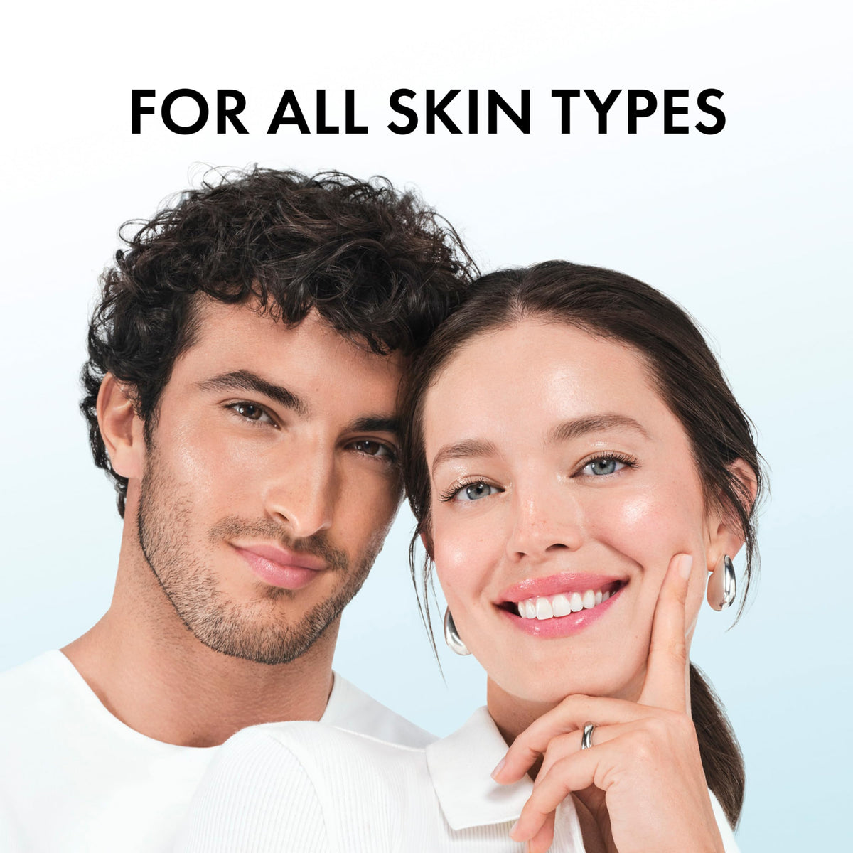 VICHY pump dispensing serum illustrating easy application and precise dosing