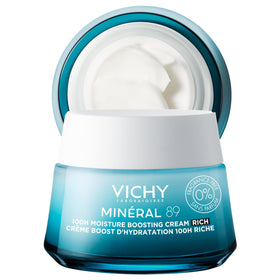 VICHY front jar showing packaging and brand benefit: lasting hydration