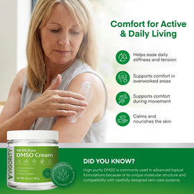 Vigority close-up of aloe, turmeric, arnica with natural ingredient focus