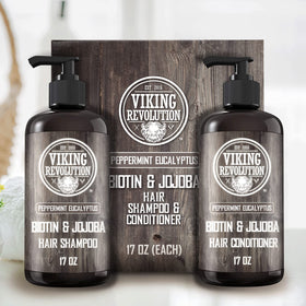 Viking Revolution shampoo lather texture demonstrating effective cleansing