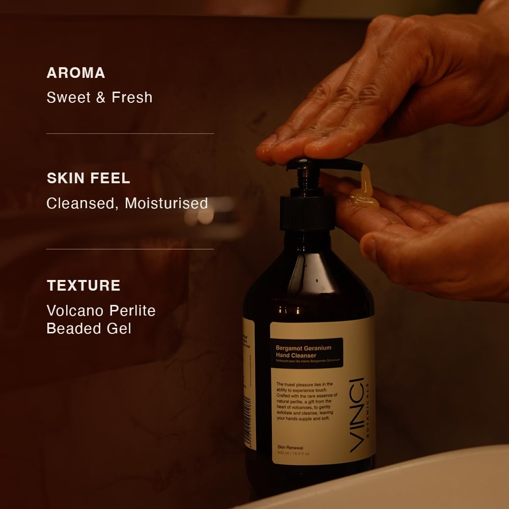 Vinci Botanicals key botanicals flatlay featuring bergamot and geranium benefits