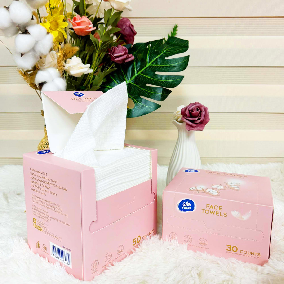 Vinda towels in travel pouch showing portability and hygienic single‑use benefit