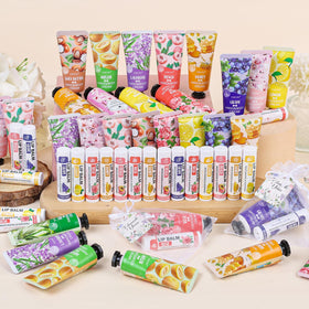 VISCOO favors displayed on a styled table for event gifting