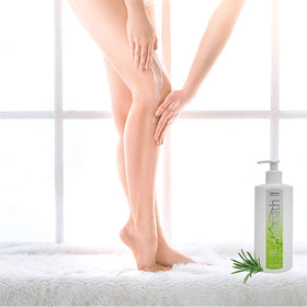 Vitabath lotion texture close-up showing creamy, non-greasy finish for fast absorption