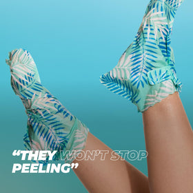 Vitamasques foot mask in a home pedicure scene promoting soft heels