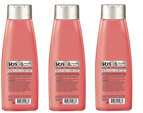 VO5 close-up of pump and foamy lather demonstrating gentle volumizing cleanse