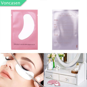 Voncasen pads in use during lash application showing secure isolation