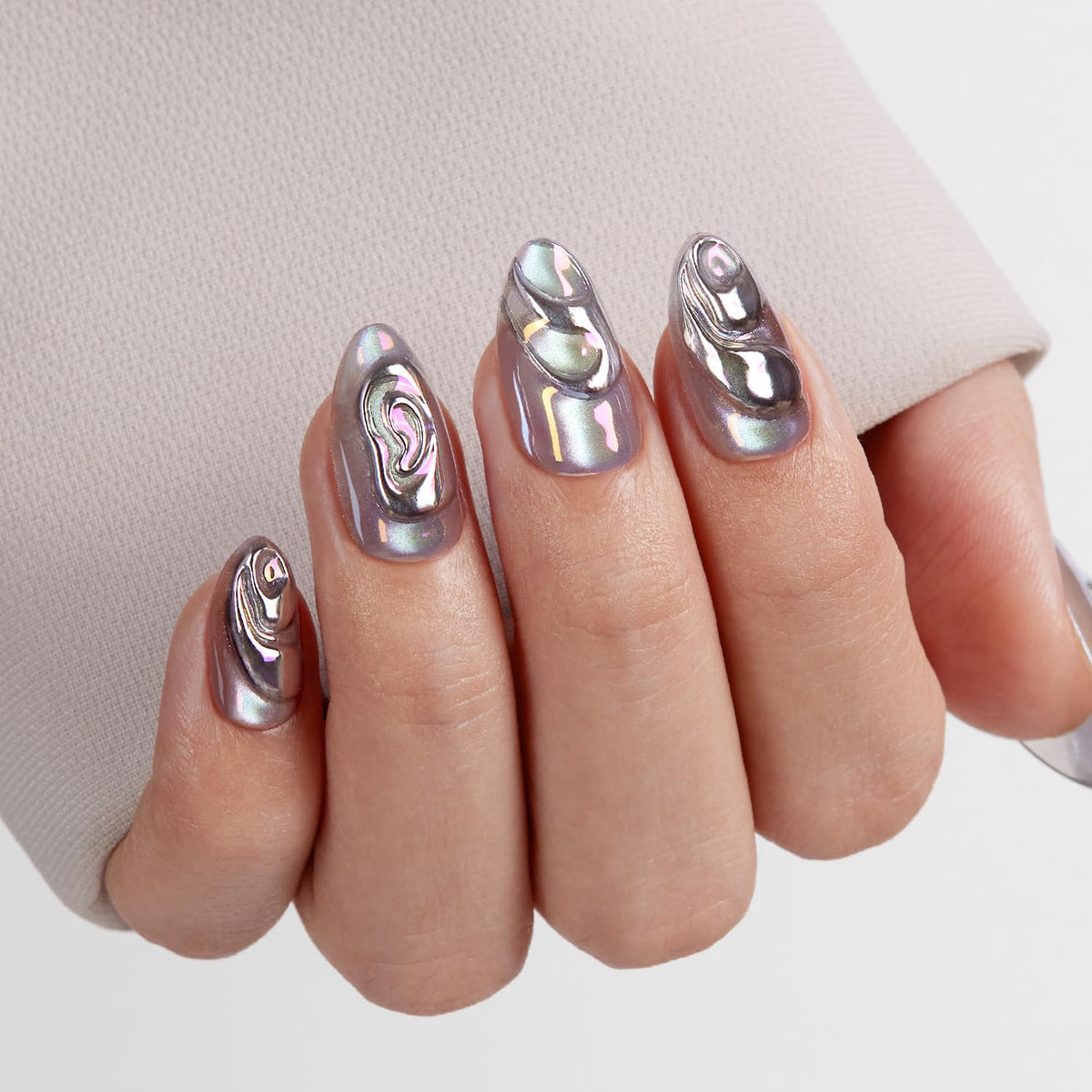 VSALON front packaging showing holographic silver nails and kit benefits