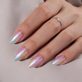 VSALON glossy finish reflecting light for long-lasting shine