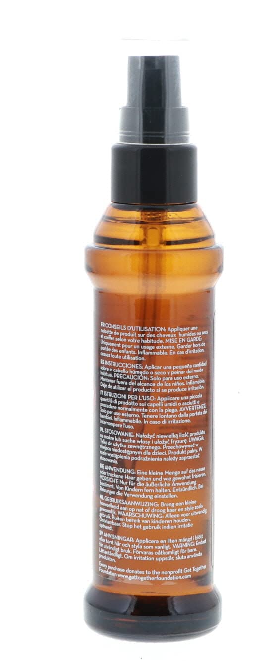 Close-up of Vxoyo oil texture highlighting lightweight formula that absorbs quickly