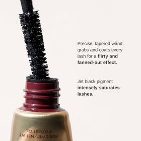 Wander Beauty brush close-up coating lashes evenly benefit: builds length without clumps