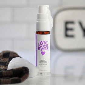 We Love Eyes foam texture close-up illustrating gentle, airy lather