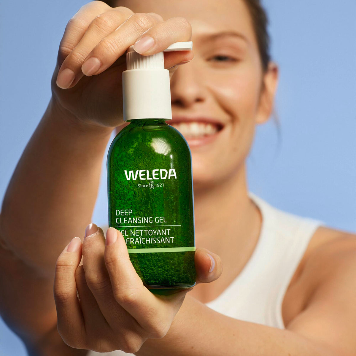 Weleda bottle size comparison showing compact option for travel and convenient dosing benefit
