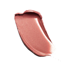 Well People close-up of buttery texture highlighting smooth hydration benefits