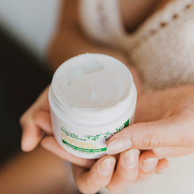 Wild Naturals label close-up highlighting UMF 12+ Manuka honey and ingredients