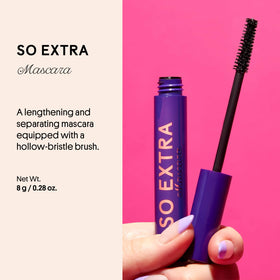 Winky Lux butterfly bristle brush close-up for precise lash separation
