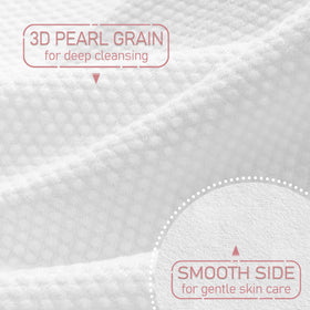 WOWOTEX close-up of cotton fibers illustrating soft texture and gentle touch