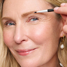 WUNDERBROW product box and ingredients label showing vegan, cruelty-free benefits