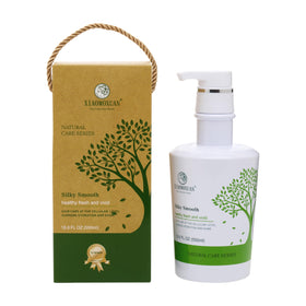 Xiaomoxuan close-up of creamy mask texture demonstrating smooth spreadability