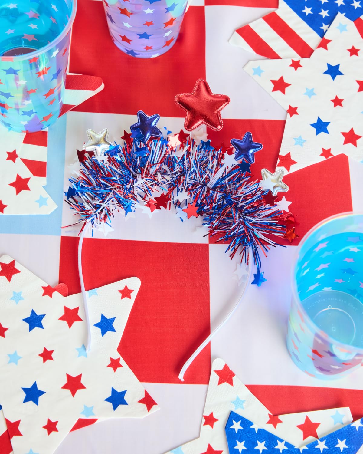 xo, Fetti gift-ready packaging emphasizing ready-to-give convenience and party-ready presentation