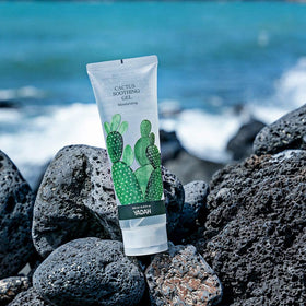 YADAH label close-up showing vegan certification and clean-ingredient focus