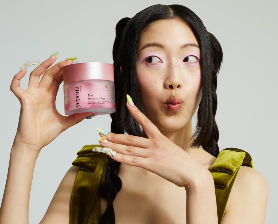 Yepoda recyclable glass jar and lid highlighting sustainable packaging benefits