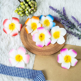 YHmall held in hand to show 2.5-inch flower size and easy portability benefit