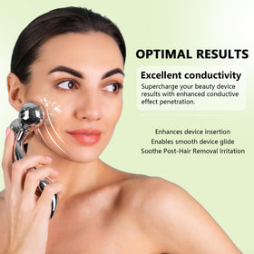 YMEYFAN gel rinsing off hands illustrating easy clean-up benefit