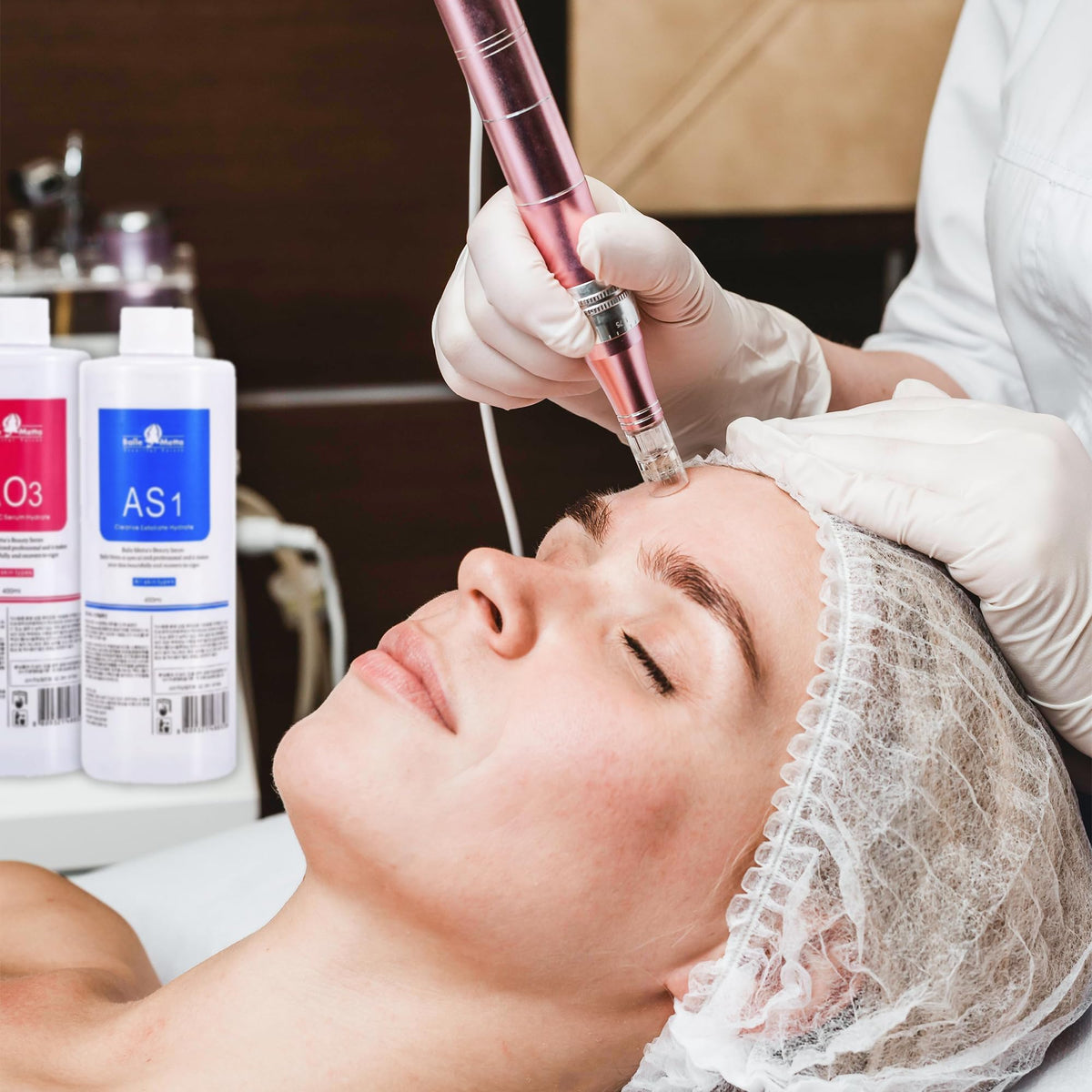 YMEYFAN being used in a facial treatment showing visible cleansing and hydration benefit