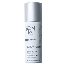 Yonka front packaging of travel lotion PS shows compact bottle and brand benefit