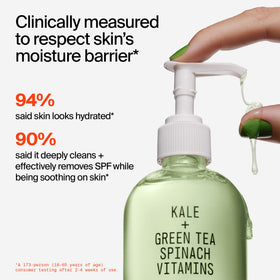 youth to the people cleanser foam texture demonstrating deep yet gentle cleanse