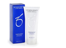 ZO SKIN HEALTH creamy texture close-up demonstrating moisturizing benefit