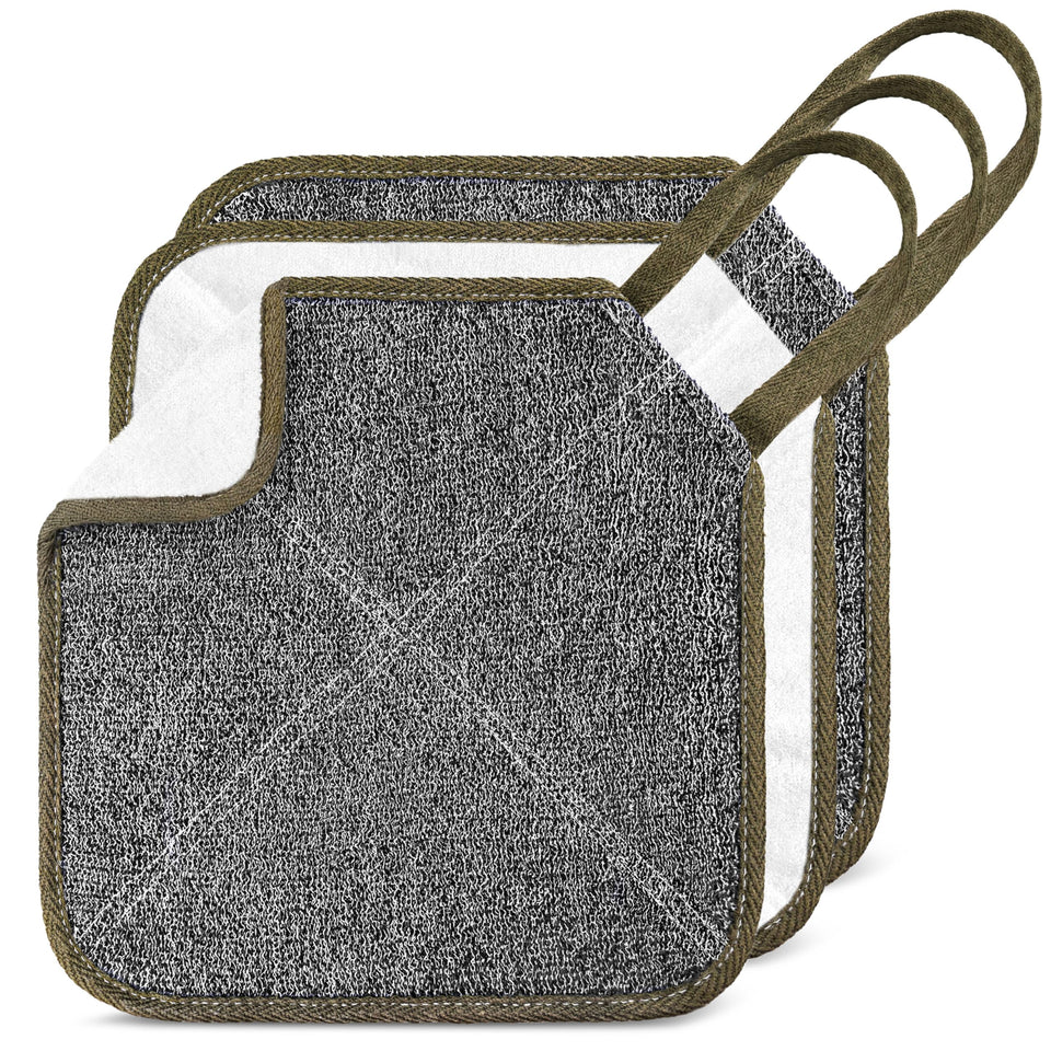 ZOMCHI front pack view showing smoke color and three towels, clear product benefit