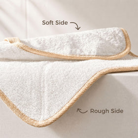 ZOMCHI creating rich foam with minimal soap for luxurious cleaning